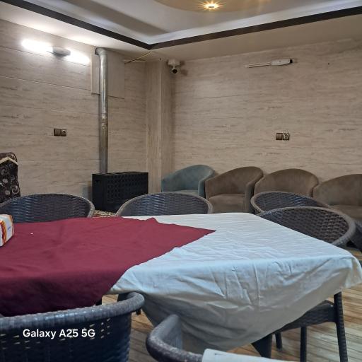 عکس باغ رستوران شب رویایی