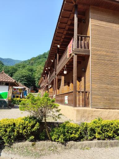 عکس بناهای شرقی قلعه