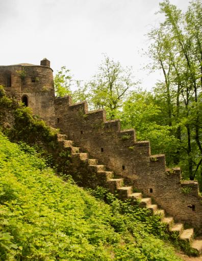 عکس بناهای شرقی قلعه