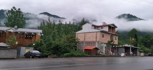 عکس بستنی سرخ کرده آوش