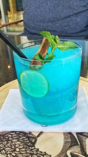 عکس کافی شاپ آقا رحیمی