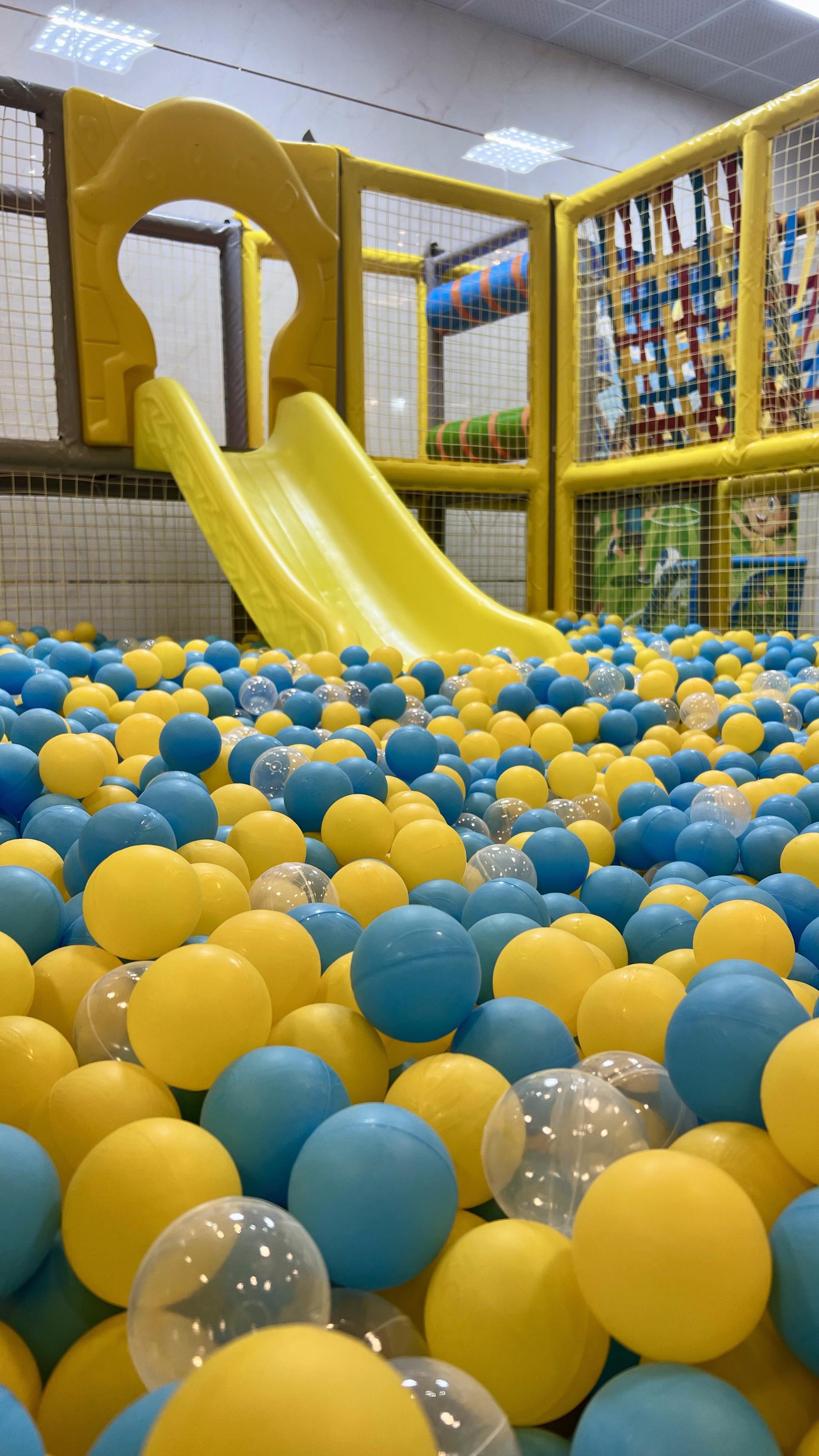 عکس خانه بازی رنگین کمان 