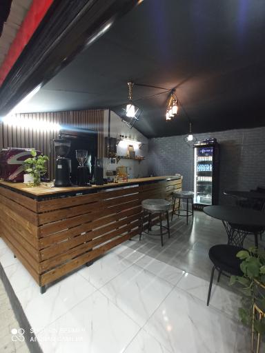 عکس کافه سورنا