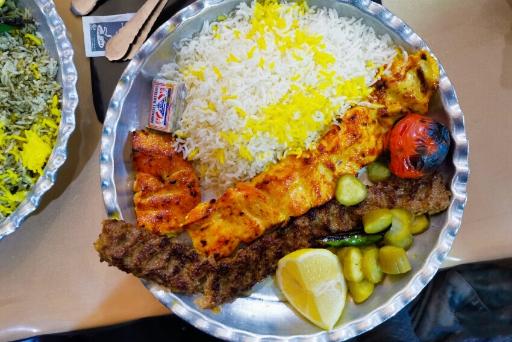 عکس چلوکبابی هفت برادران حاجی عباسی