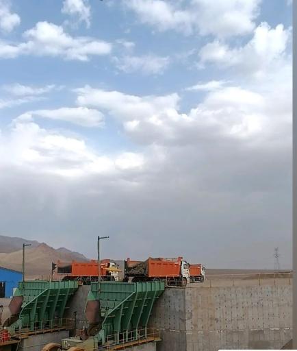 عکس کارخانه خردایش و فرآوری سنگ آهن ماهان سیرجان
