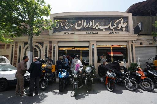 عکس چلوکبابی هفت برادران حاجی عباسی