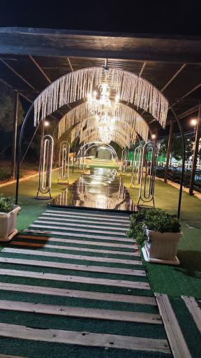 عکس باغ عمارت فیروزه