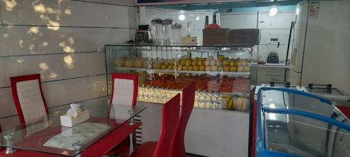 عکس آبمیوه و بستنی فروشی محمد یار 