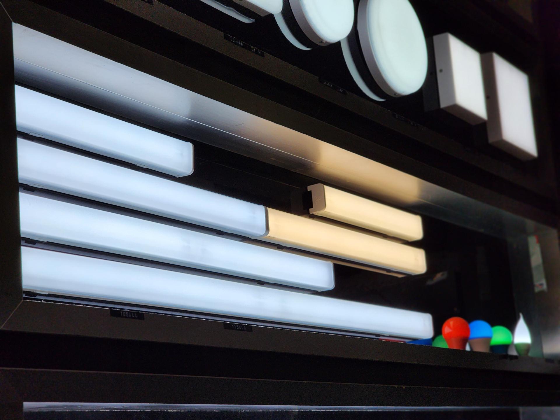 عکس کالای برق هاشمی پور