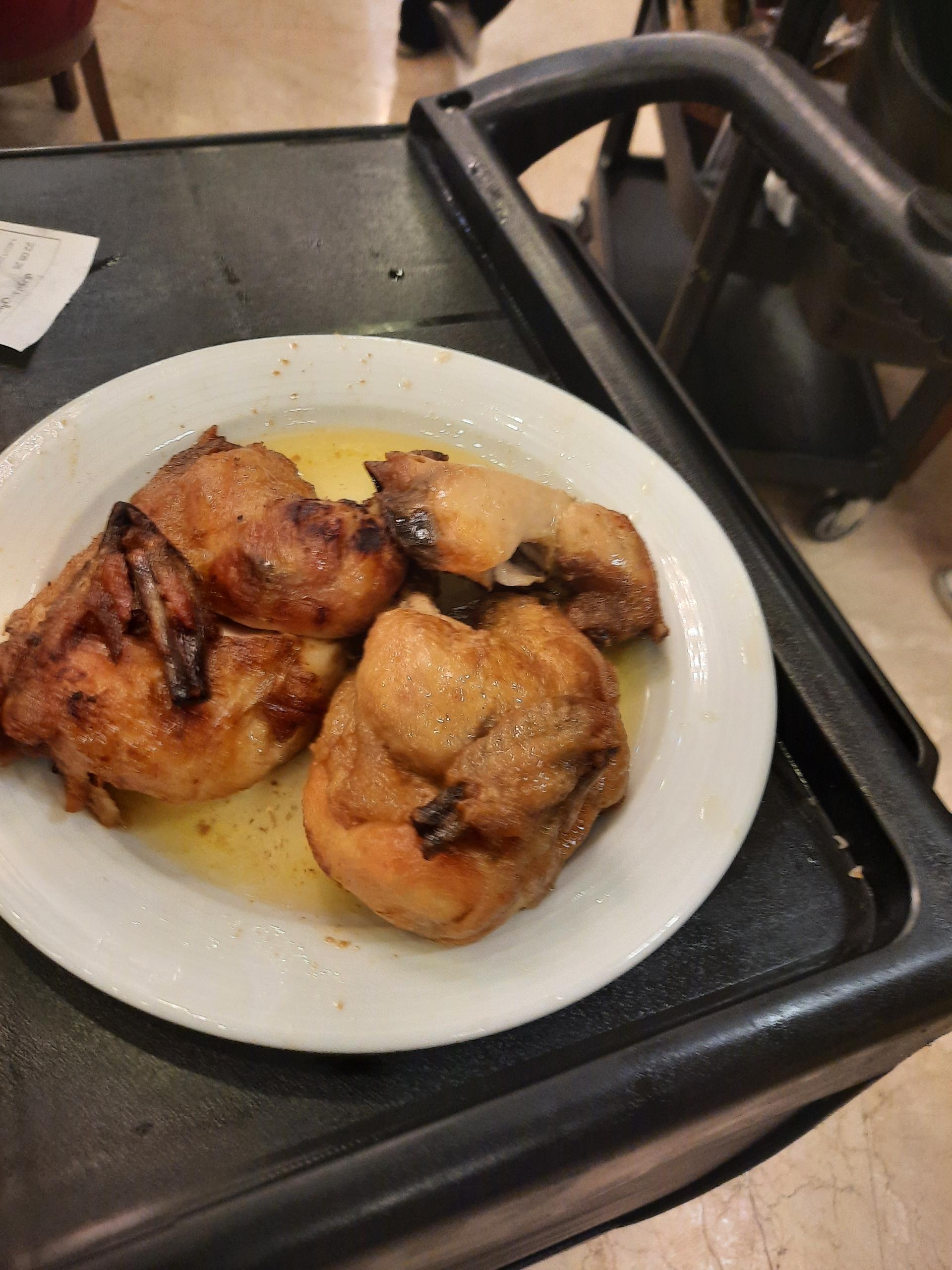 عکس اکبر جوجه شعبه هفت حوض