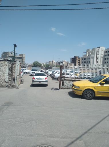 عکس پارکینگ مدرس