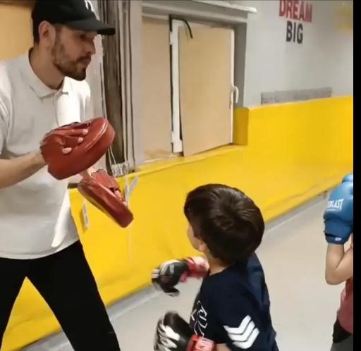 عکس باشگاه آمادگی جسمانی فیتنس بوکس  کیک بوکسینگ و دفاع شخصی