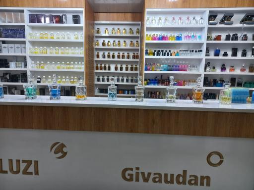 عکس عطر و ادکلن بهزاد