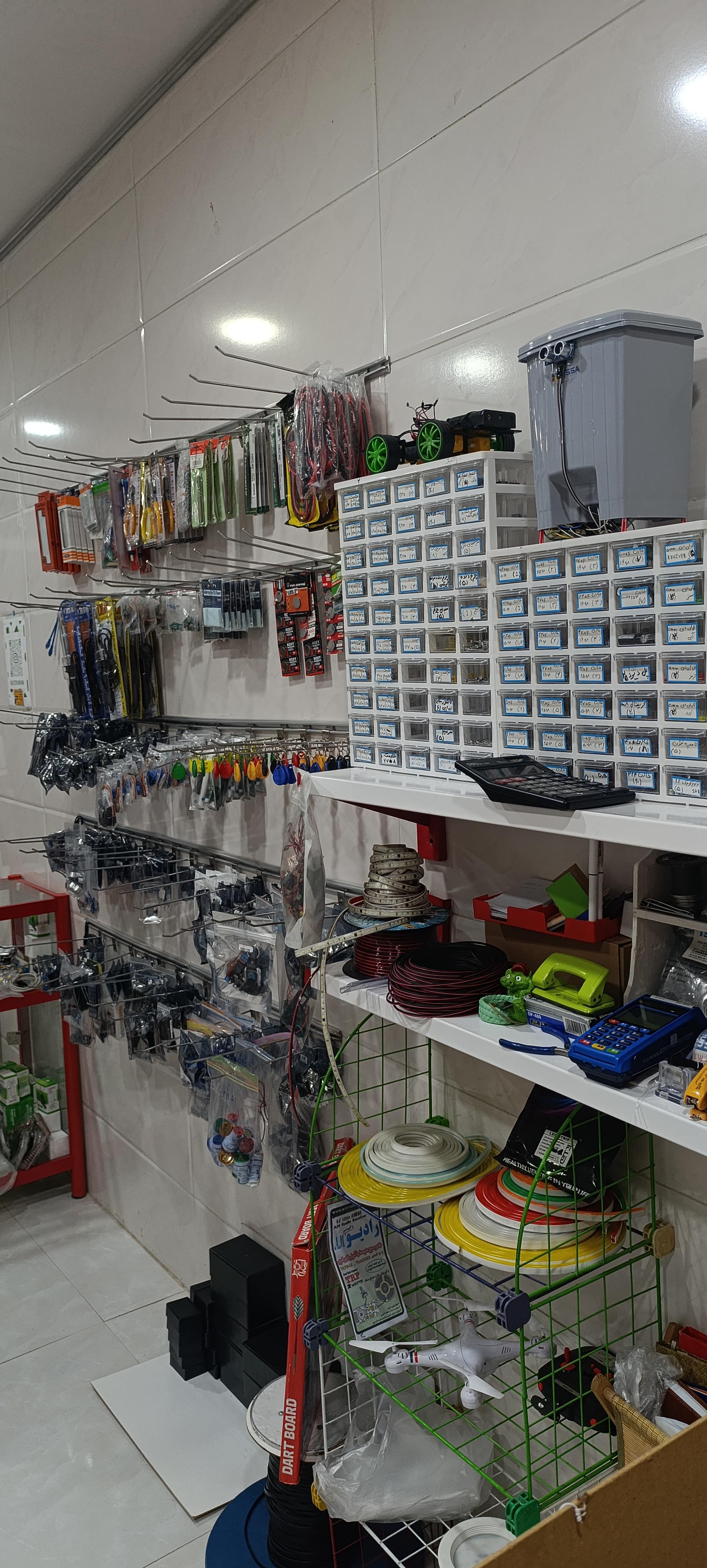 عکس قطعات الکترونیک و رباتیک وکیلی