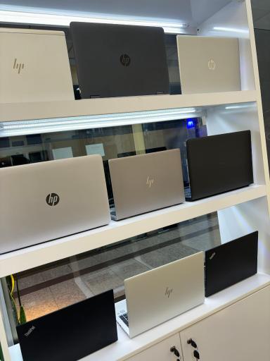 عکس لپتاپ استوک اذرون