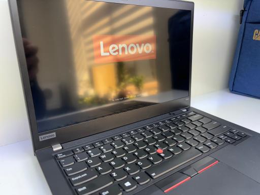 عکس لپتاپ استوک اذرون