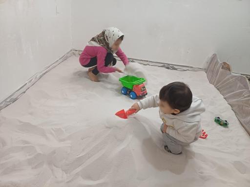 عکس خانه بازی بالونیا