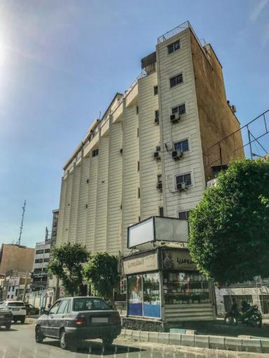 عکس بیمارستان تخصصی ابن سینا