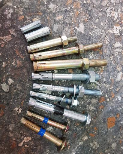 عکس صنایع پیچ و مهره مهدیار