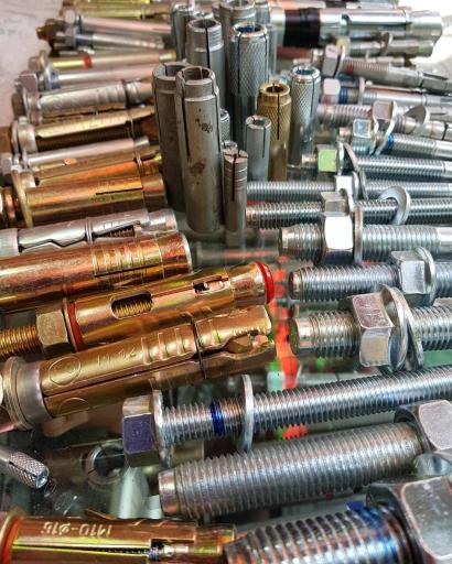 عکس صنایع پیچ و مهره مهدیار