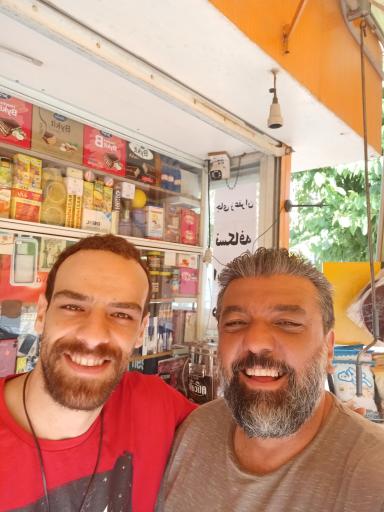 عکس دکه روزنامه فروشی و تنقلات