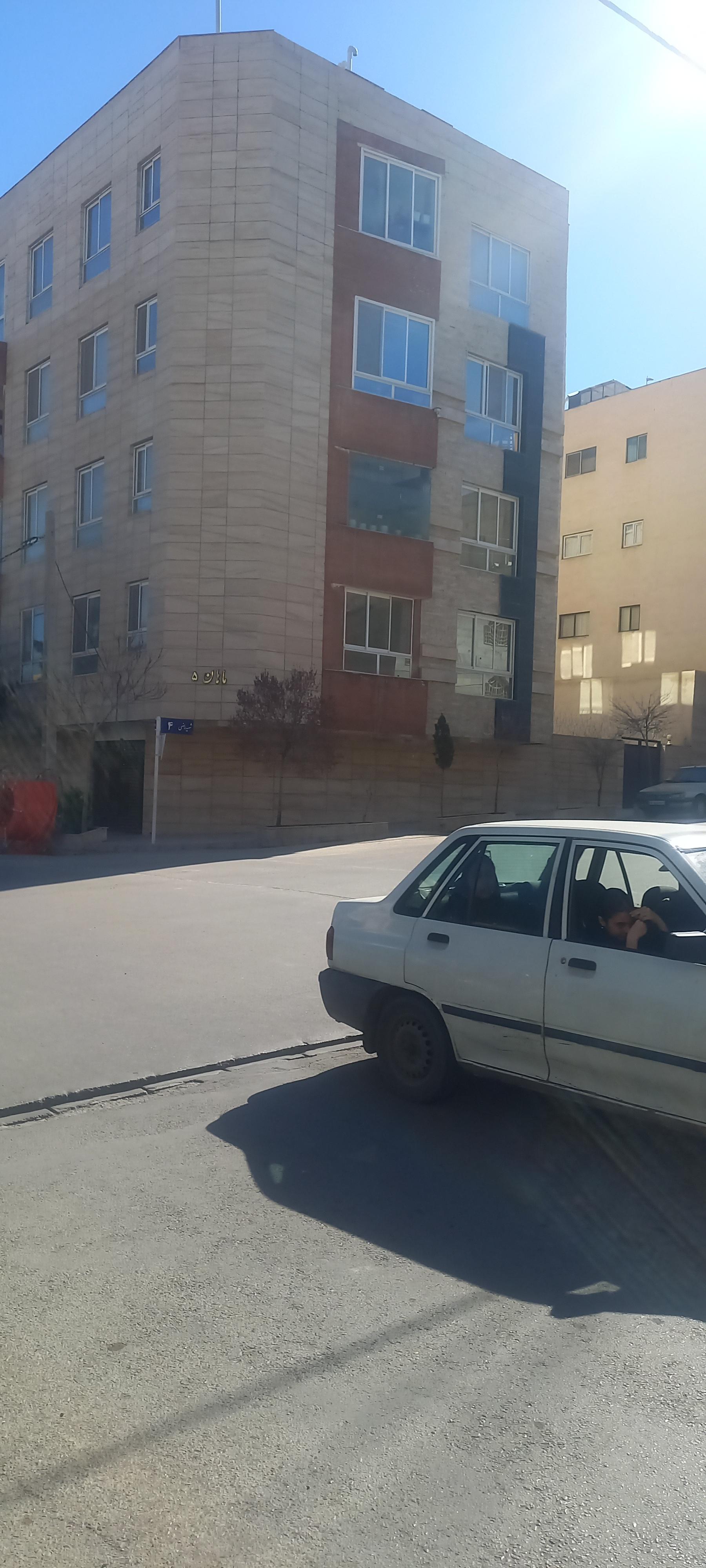 عکس برج ماهان5
