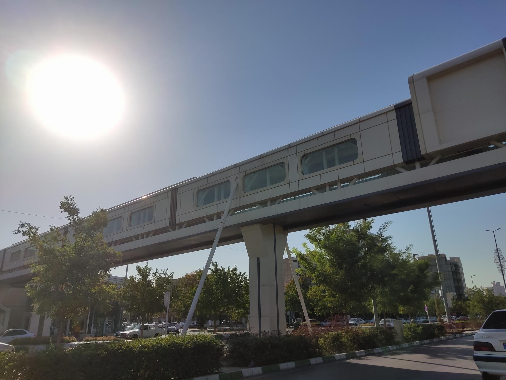 عکس پل عابر پیاده