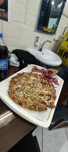 عکس پیتزا و ساندویچ سادات