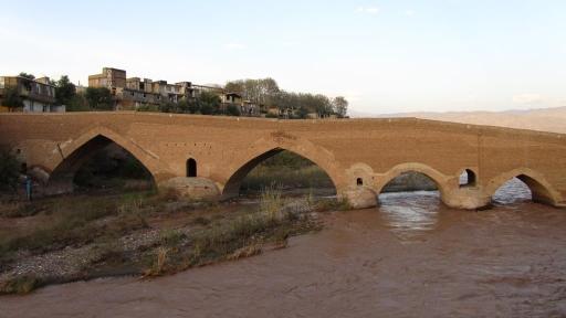 عکس پل خشتی لوشان