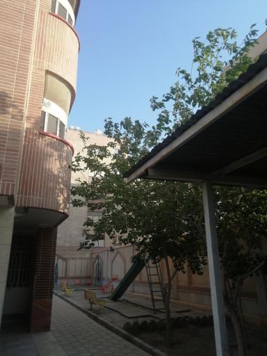 عکس مجتمع مسکونی ارغوان