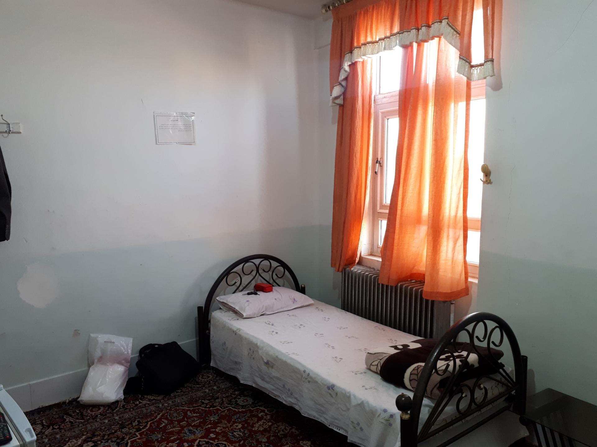 عکس رستوران و مهمانپذیر فردوسی