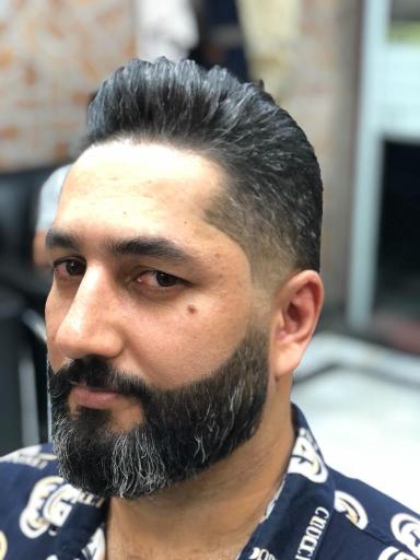 عکس پیرایش وحید