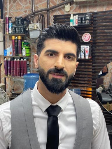 عکس پیرایش وحید