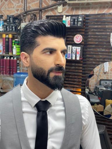 عکس پیرایش وحید