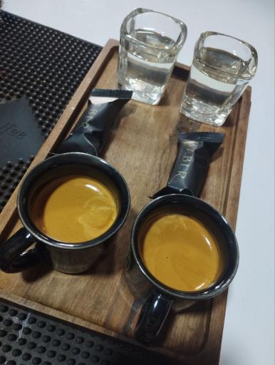 عکس کافه لیلو