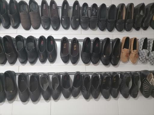 عکس ارزانسرای کیف وکفش محرابی 