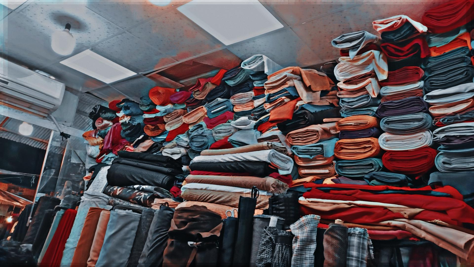 عکس پارچه سرای اسماعیل آذربرار شعبه دوم 