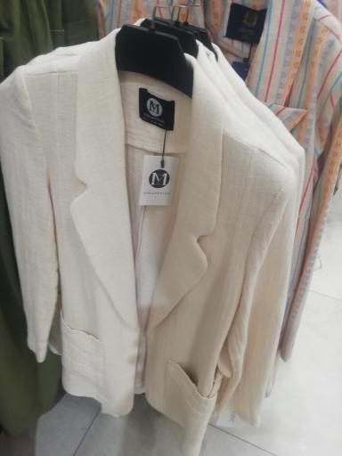 عکس فروشگاه لباس داوین