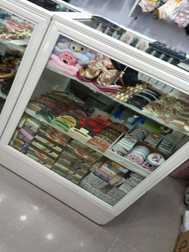 عکس فروشگاه جوراب پانی