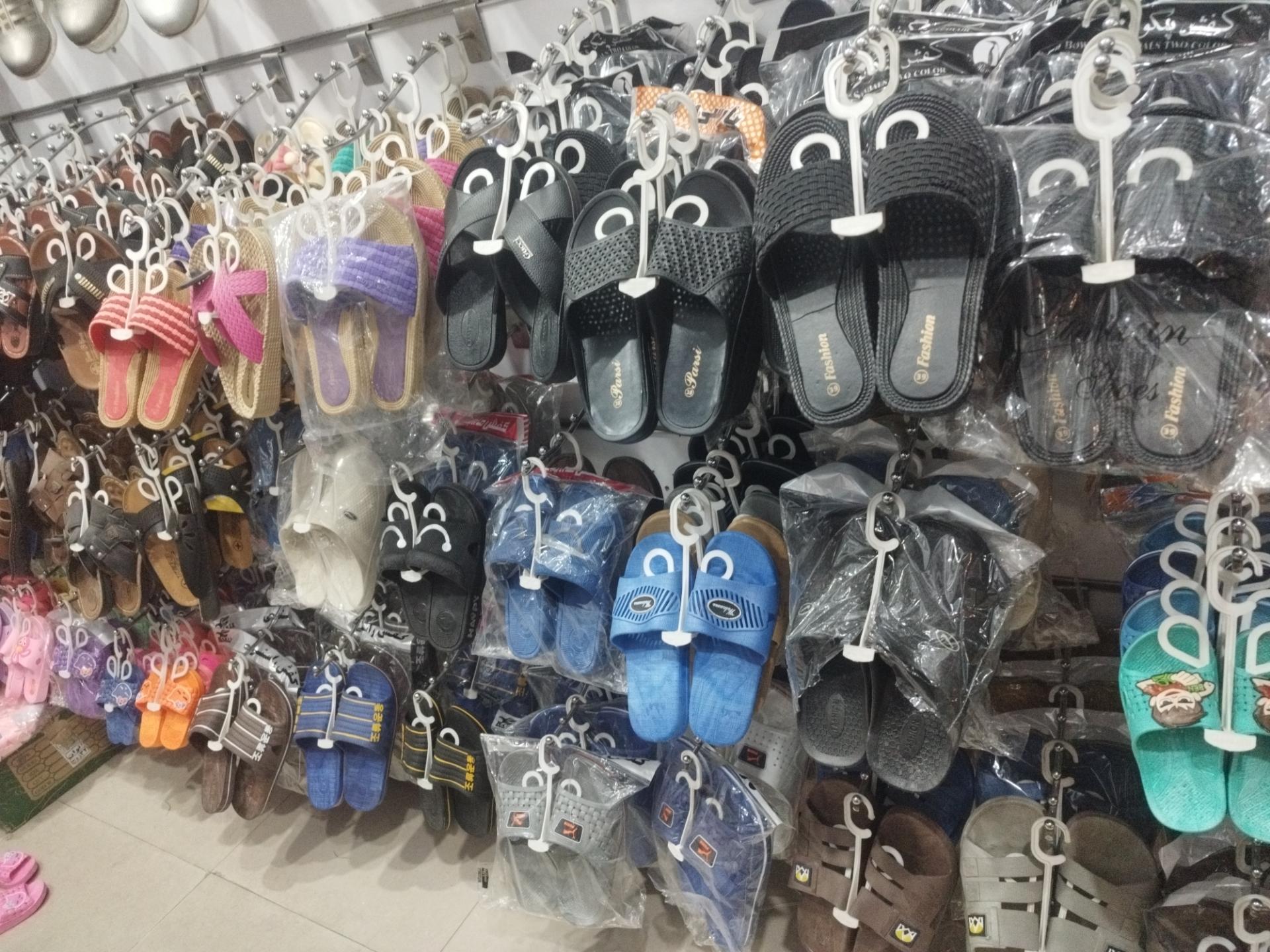 عکس کفش و دمپایی درودی