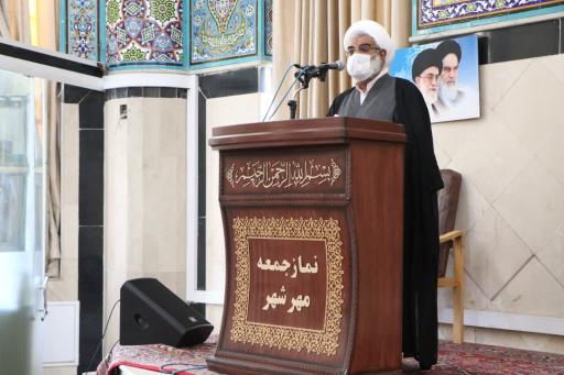 عکس مصلی آیت الله خامنه ای