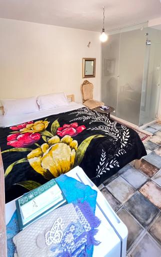 عکس هتل سنتی بازار اصفهان