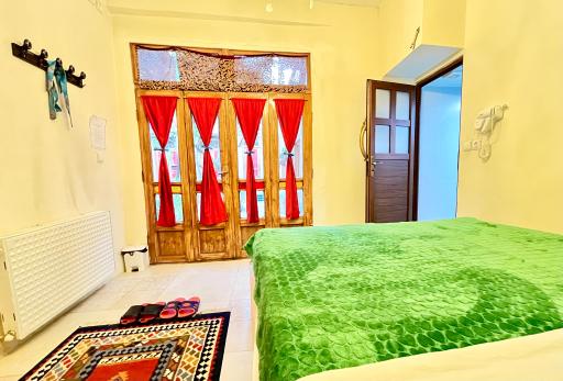 عکس هتل سنتی بازار اصفهان