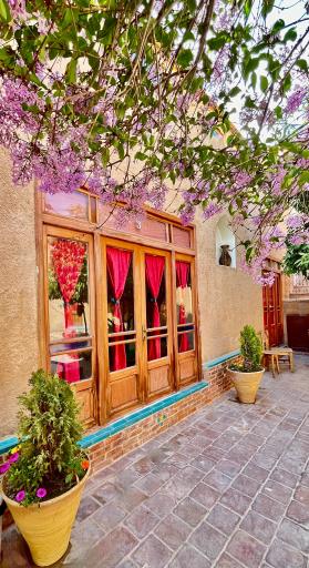 عکس هتل سنتی بازار اصفهان