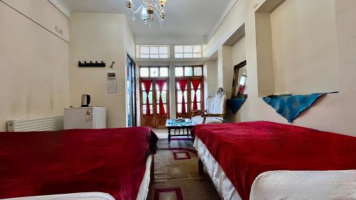 عکس هتل سنتی بازار اصفهان