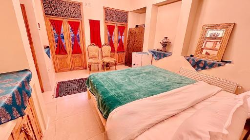 عکس هتل سنتی بازار اصفهان