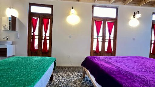 عکس هتل سنتی بازار اصفهان