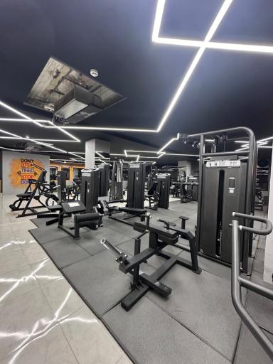 عکس باشگاه بدنسازی لایف پلاس 