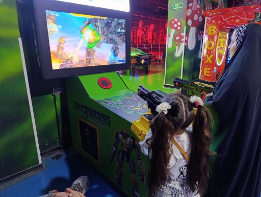 عکس شهربازی و بولینگ لنزو