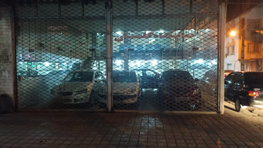 عکس نمایشگاه اتومبیل گلستان